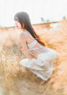 欧美女孩去印度被围观_欧美在线观看