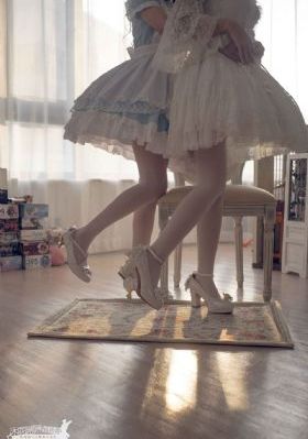 欧美人马交视频青青草在线播放_BD英语免费在线观看
