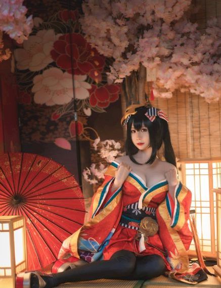 调教浪荡富家女_4K神马在线观看