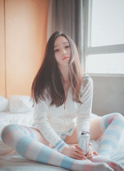 国产电动跑车蓝色闪电_超清最新电影在线观看