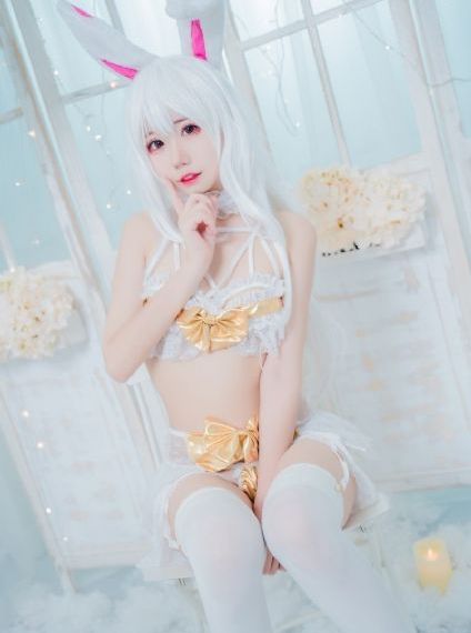 狠狠色综合7777久夜色撩人Ⅰ_4K天堂在线